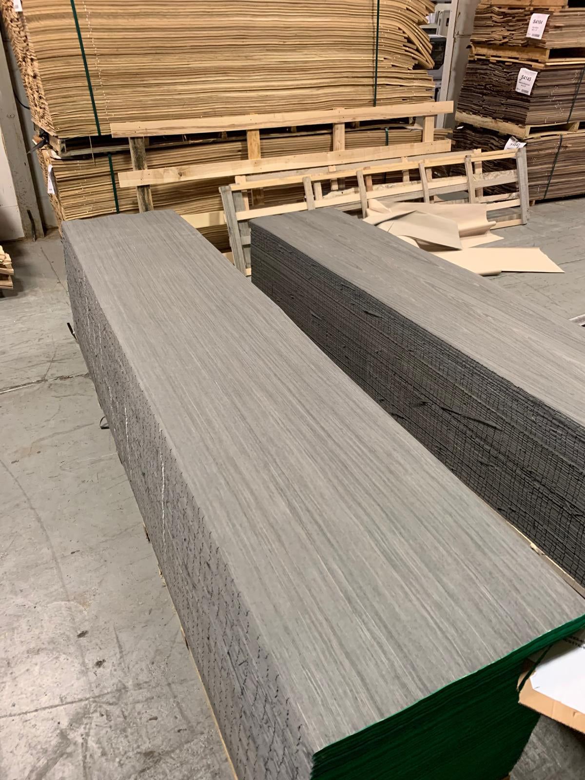 Wood Veneer - Oak 2117S - DF Richards Veneers
