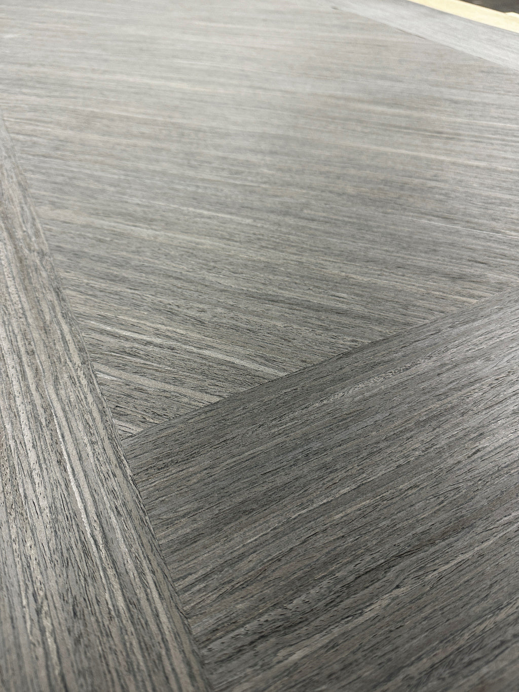 Wood Veneer - Silver Oak 154S - DF Richards Veneers
