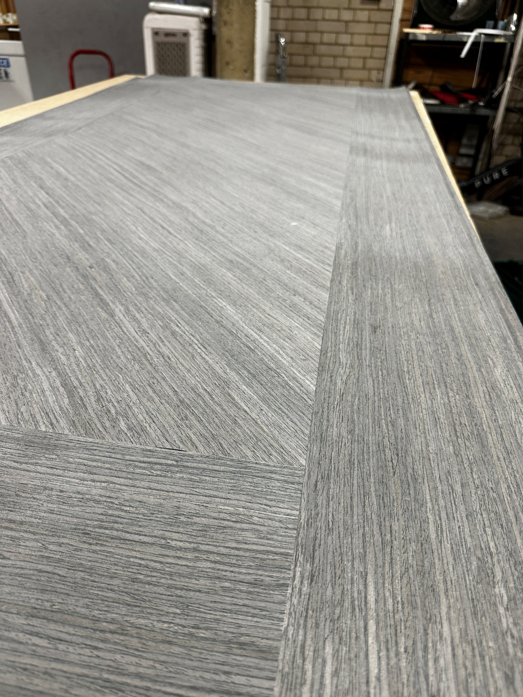 Wood Veneer - Silver Oak 154S - DF Richards Veneers