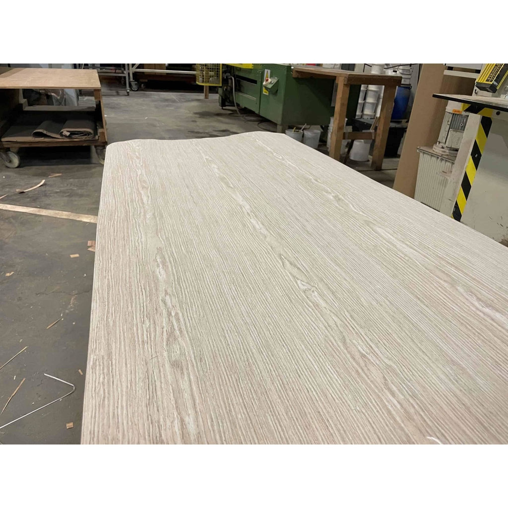 Wood Veneer - Silver Oak 154C - DF Richards Veneers